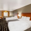 Отель La Quinta Inn Suites Wyndham Vancouver, фото 29
