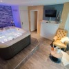 Отель Suite Eden Jacuzzi Prive, фото 2