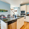 Отель Carolina Beach Lakefront House: Walk to Beach!, фото 14
