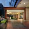 Отель Sheraton Manila Bay в Маниле