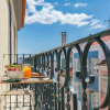 Отель LovelyStay - Sunny flat w/ balcony overseeing Graca and River, фото 2