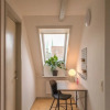 Отель Sanders Boulevard - Cute 2-bdr Apt By the Canal, фото 20