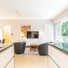 Отель Spacious Apartment With Balcony Terrace Crossing In Green Surroundings, фото 3