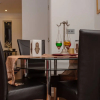 Отель Beautiful Spacious Apartment with Private Balcony, фото 11