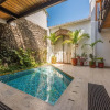 Отель w Magnificent 6BR House w AC in Cartagena, фото 14