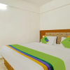 Отель Treebo Celebrity Hotels And Suites, фото 13