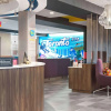 Отель Tru By Hilton Toronto Airport West, фото 2