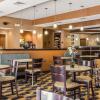 Отель Comfort Suites At WestGate Mall, фото 47