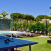 Отель Villa 8BD W private pool Tennis courts e Putt, фото 15