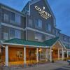 Отель Country Inn & Suites by Radisson, Big Rapids, MI, фото 1