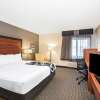 Отель La Quinta Inn & Suites by Wyndham N Little Rock-McCain Mall, фото 28