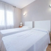 Отель Apartamentos Montserrat 32, фото 2