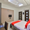 Отель OYO 15508 Shreeji Sangeet Apartments, фото 6