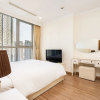 Отель Landmark Plus Luxury - Vinhome Central, фото 2