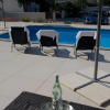 Отель Markle - swimming pool and sunbeds - A5(2+2), фото 13