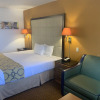 Отель Brentwood Inn & Suites, фото 4