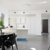 Отель Spacious Modern Apt 1 Step To Beach, фото 10