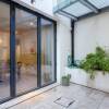 Отель Stunning 3-bed House W/terrace & Garden in Notting Hill, фото 14