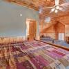 Отель Bear Hyde 3 Bedroom Home with Hot Tub, фото 4