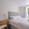 Отель Stylish 2 Bedroom Apartment in Chelsea With Garden, фото 3