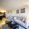 Отель Sarkar Suites - 310 Burnhamthorpe Road, фото 15