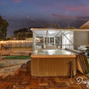 Отель Renovated2 Br with Private Hot tub, фото 7
