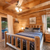 Отель Pappy's Peak 2 Bedroom Cabin by Redawning, фото 20
