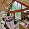 Отель The Bear Essentials Getaway W/ Hot Tub 3 Bedroom Cabin, фото 19