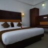 Отель OYO 10637 Hotel Chandana Residency, фото 2