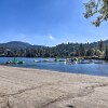 Отель Lake & Mountain-view Home: Walk to Downtown!, фото 10
