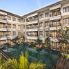 Отель Grand Kuta Hotel and Residence, фото 1