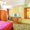 Отель Studio One Accommodation Suites, фото 4