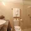 Отель Large Townhouse with Plunge Pool, 3 mins from Beach - Turtle View 2 by BSL Rentals, фото 8