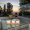 Отель Sunset apartment with private pool and jacuzzi, фото 1
