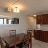 Отель Newly Remodeled Corner Unit at the Waikiki Banyan with Diamond Head Views by Koko Resort Vacation Re, фото 12
