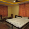 Отель Meera Motels & Residency, фото 5