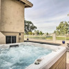 Отель Glendale Desert Oasis w/ Pool & Golf Course Views, фото 16