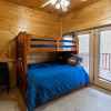 Отель SmokyStays 5 Bedroom Cabin, фото 4