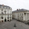 Отель AppartANantes - Place de la Bourse, фото 1