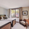 Отель Luxe 2BR+Den Ritz-Carlton Residence Quiet Location by RedAwning - Save 20% on 7+ Nights!, фото 10