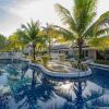 Отель Blu Boat Pool Access Resort, фото 1