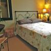 Отель The Guesthouse Tropical Villa HI в Портленде