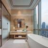 Отель InterContinental Chongqing Raffles City, an IHG Hotel, фото 9