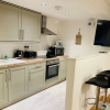 Отель Hidden Hot Tub Retreat Apartment in Nottingham, фото 12