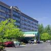 Отель Courtyard Portland Airport в Портленде