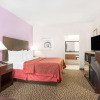 Отель Days Inn by Wyndham Bryan, фото 2