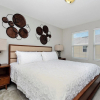 Отель Stunning 4 Bd w Gameroom Close to Disney 5110, фото 10