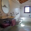 Отель Warm Holiday Home in Vicopisano With Swimming Pool, фото 12