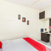 Отель OYO Flagship 28658 The Swarg Residence, фото 2
