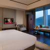 Отель HUALUXE Xiamen Haicang Harbour View, an IHG Hotel, фото 4